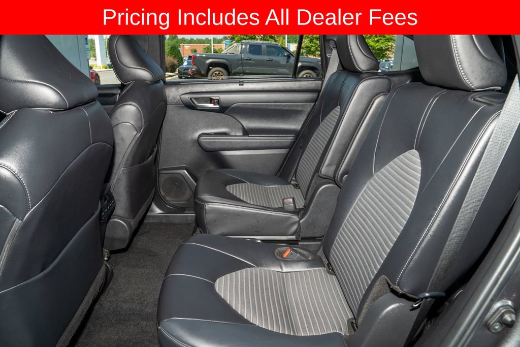 Certified 2024 Toyota Highlander XSE AWD/4WD image 7