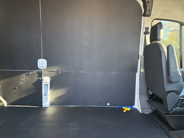 New 2026 Ford Transit 250 148 Medium Roof w/ Load Area Protection Package image 26