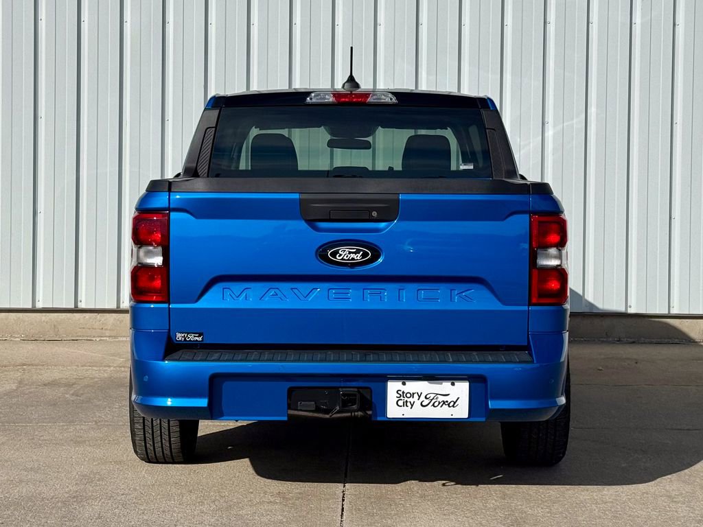 New 2025 Ford Maverick Lobo image 4