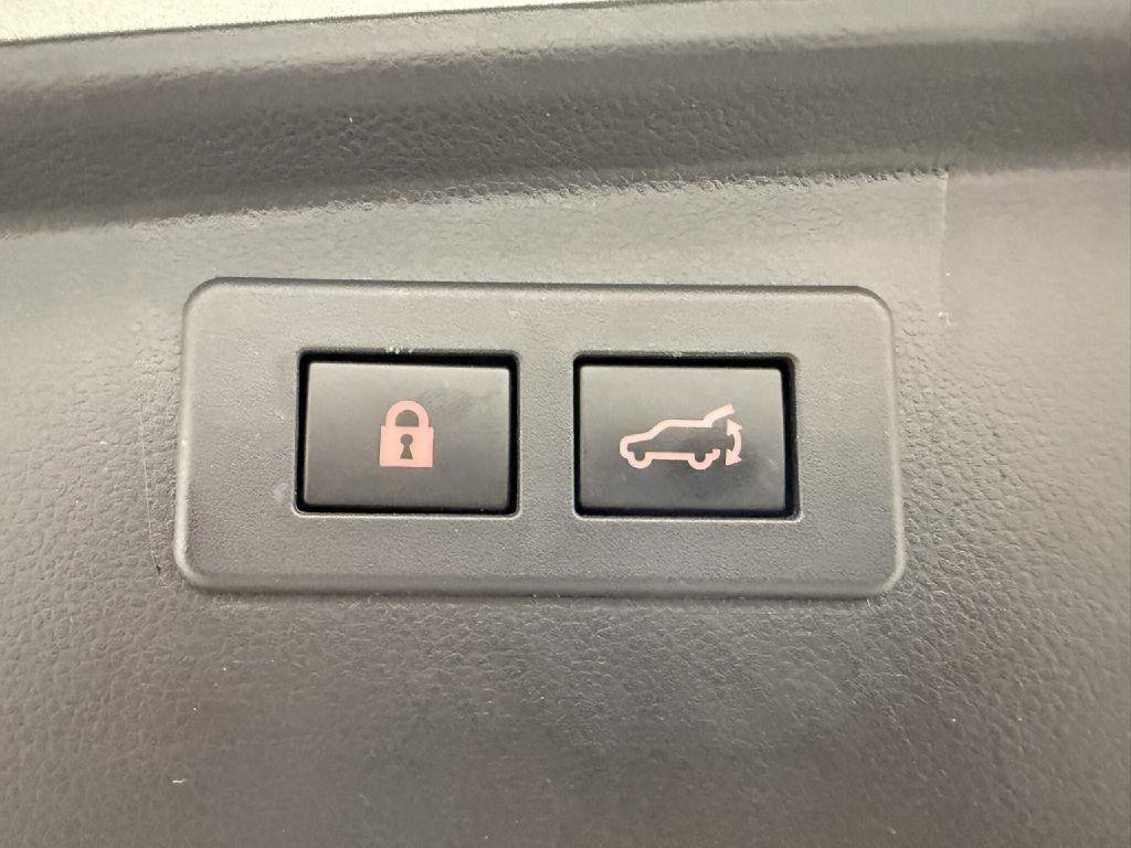 Used 2020 Subaru Outback Onyx Edition XT AWD/4WD image 27
