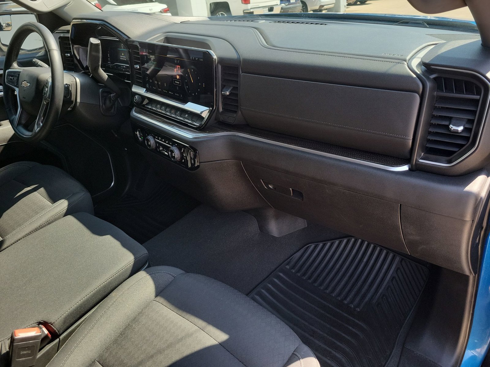 Used 2023 Chevrolet Silverado 1500 LT RWD image 27
