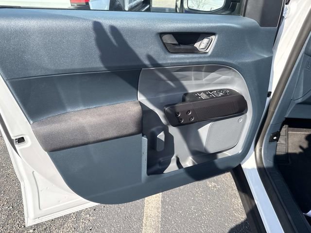 Used 2025 Ford Maverick XL w/ Equipment Group 102A image 19