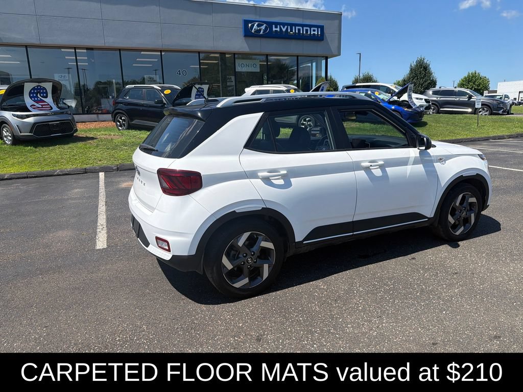 Certified 2023 Hyundai Venue Limited FWD image 3