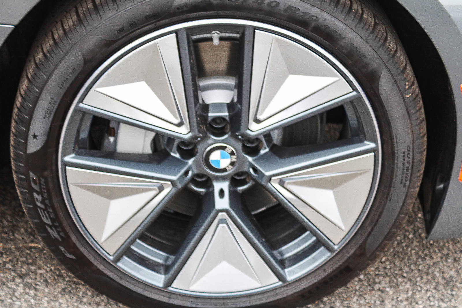 New 2026 BMW i4 xDrive40i w/ Premium Package AWD/4WD image 10