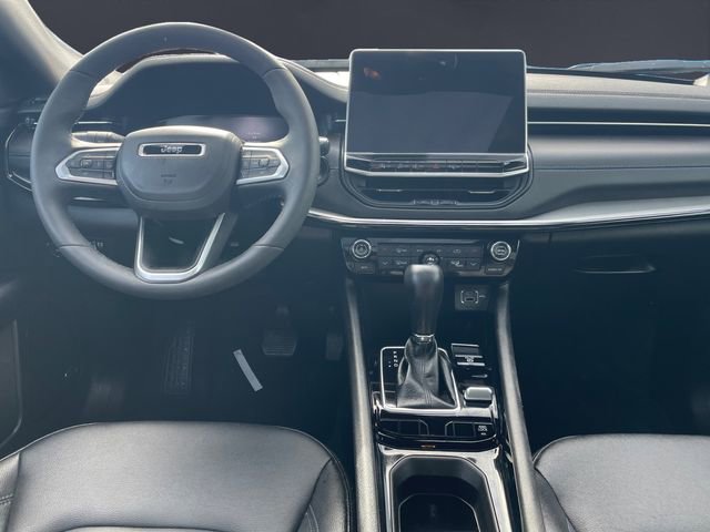 Used 2025 Jeep Compass Limited w/ High Altitude Package image 10