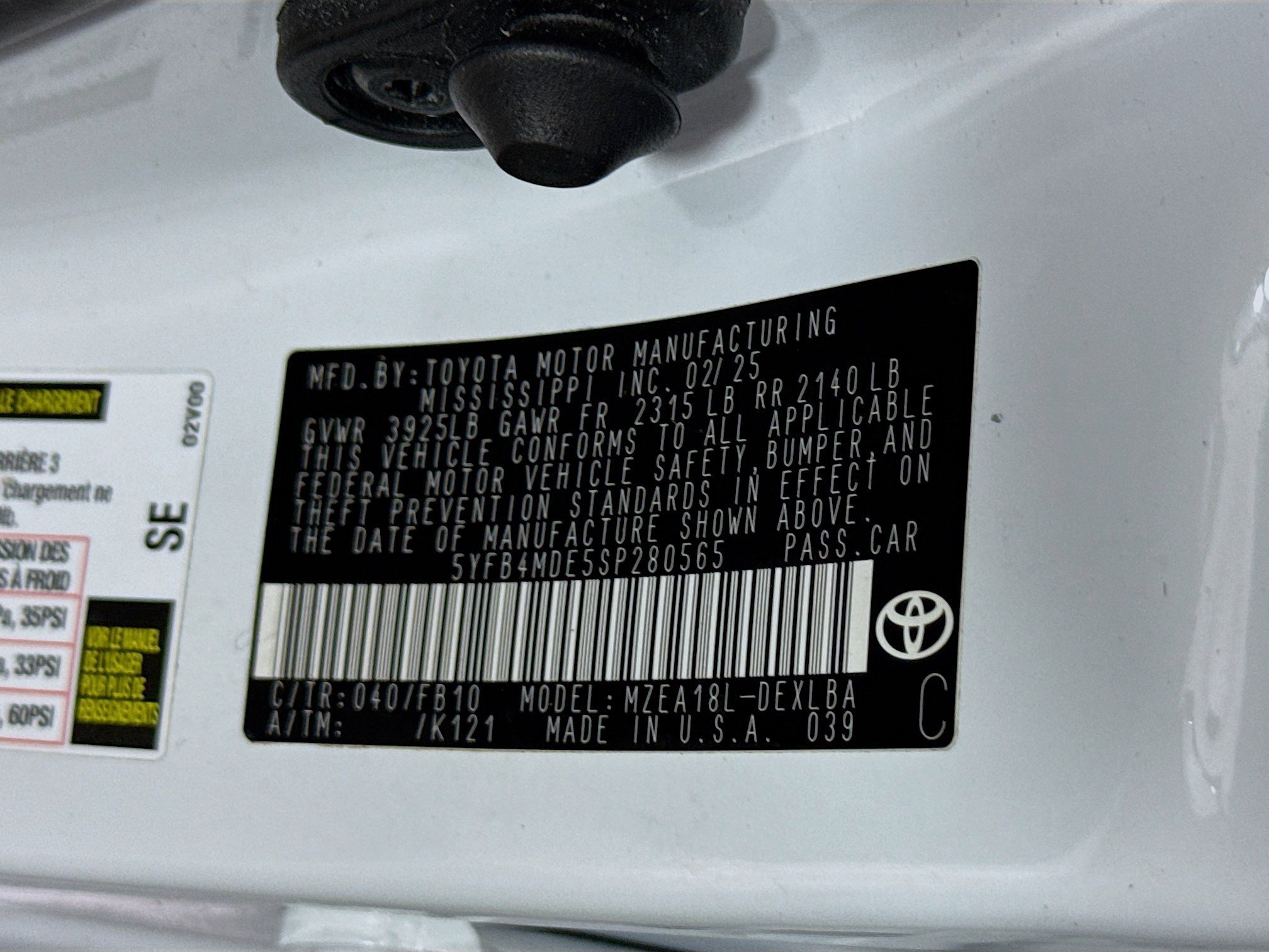 Used 2025 Toyota Corolla LE image 39