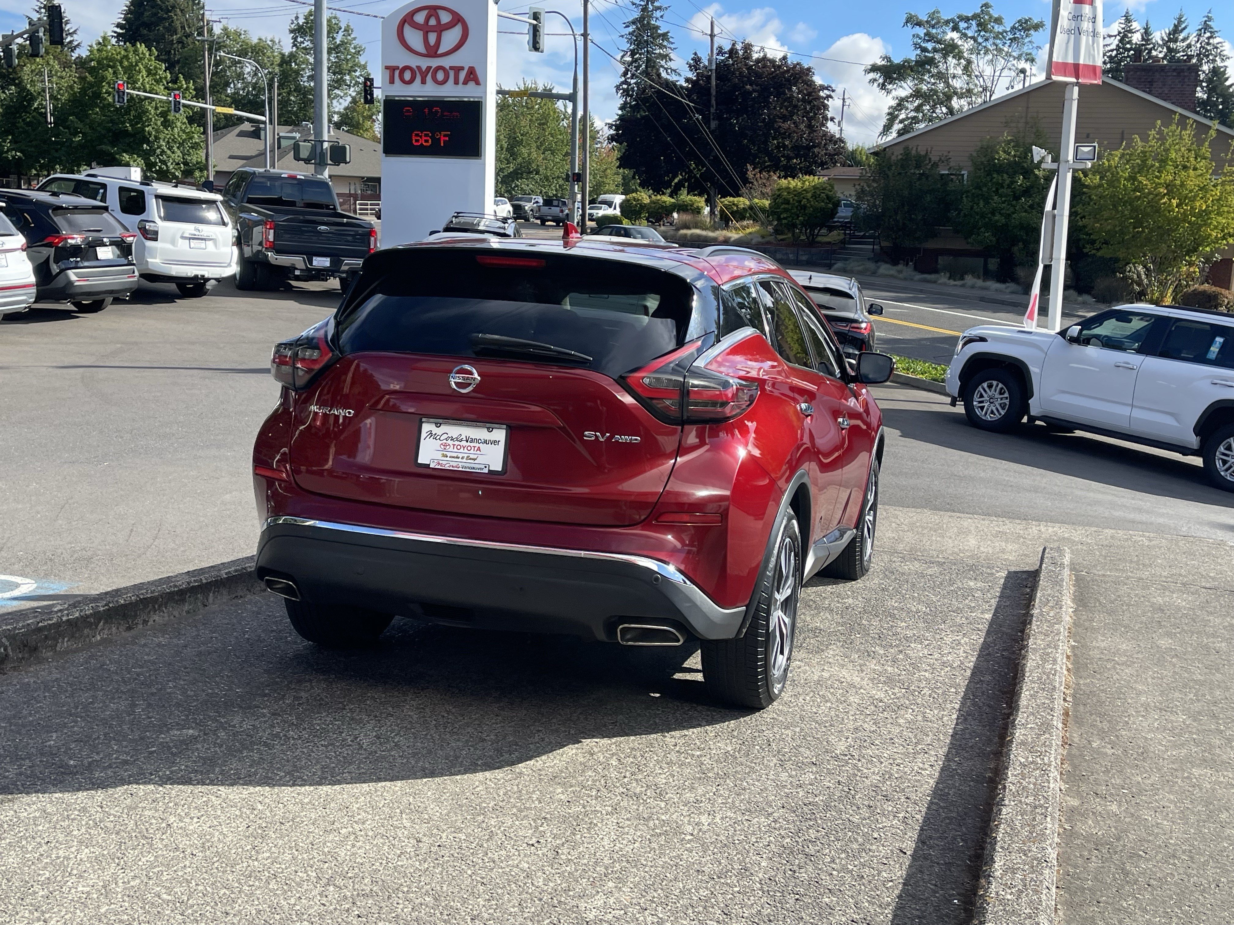 Used 2021 Nissan Murano SV AWD/4WD image 6
