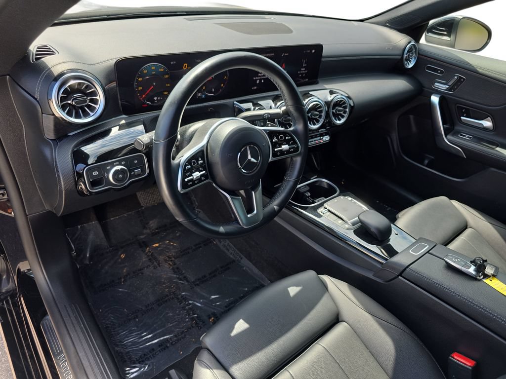 Used 2023 Mercedes-Benz CLA 250 4MATIC w/ Premium Package image 16