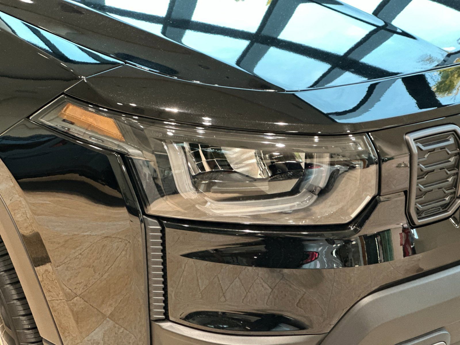 New 2026 Jeep Cherokee Limited image 5