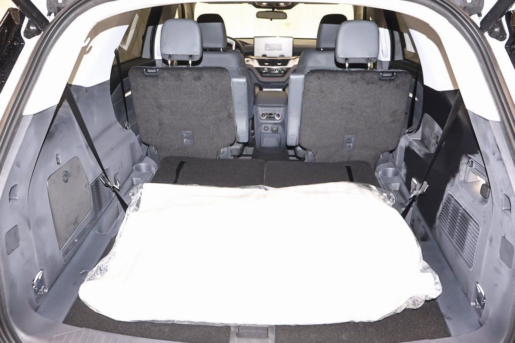 New 2026 Ford Explorer Active w/ Active Comfort Package image 29