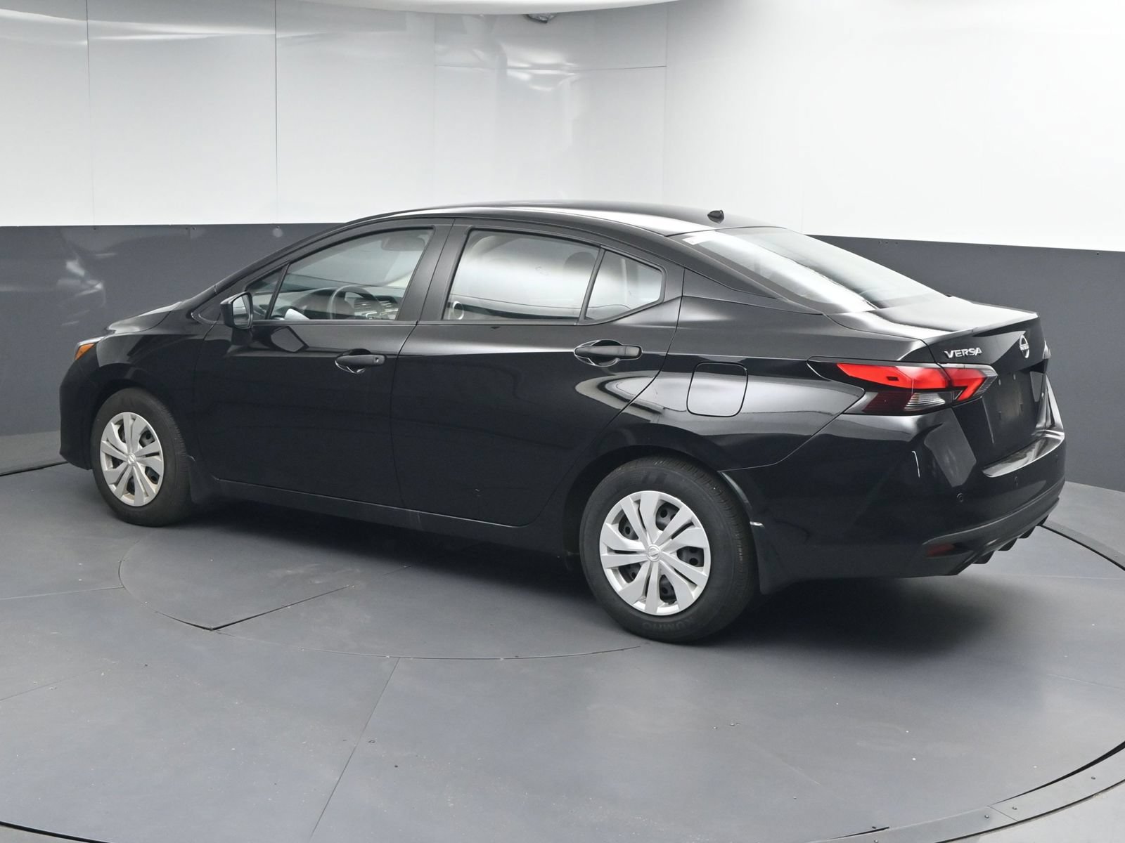 Certified 2025 Nissan Versa S w/ Trunk Package FWD image 5