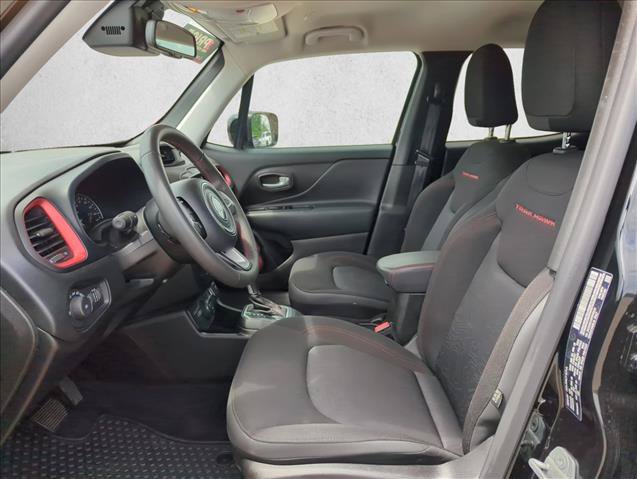 Used 2023 Jeep Renegade Trailhawk AWD/4WD image 16