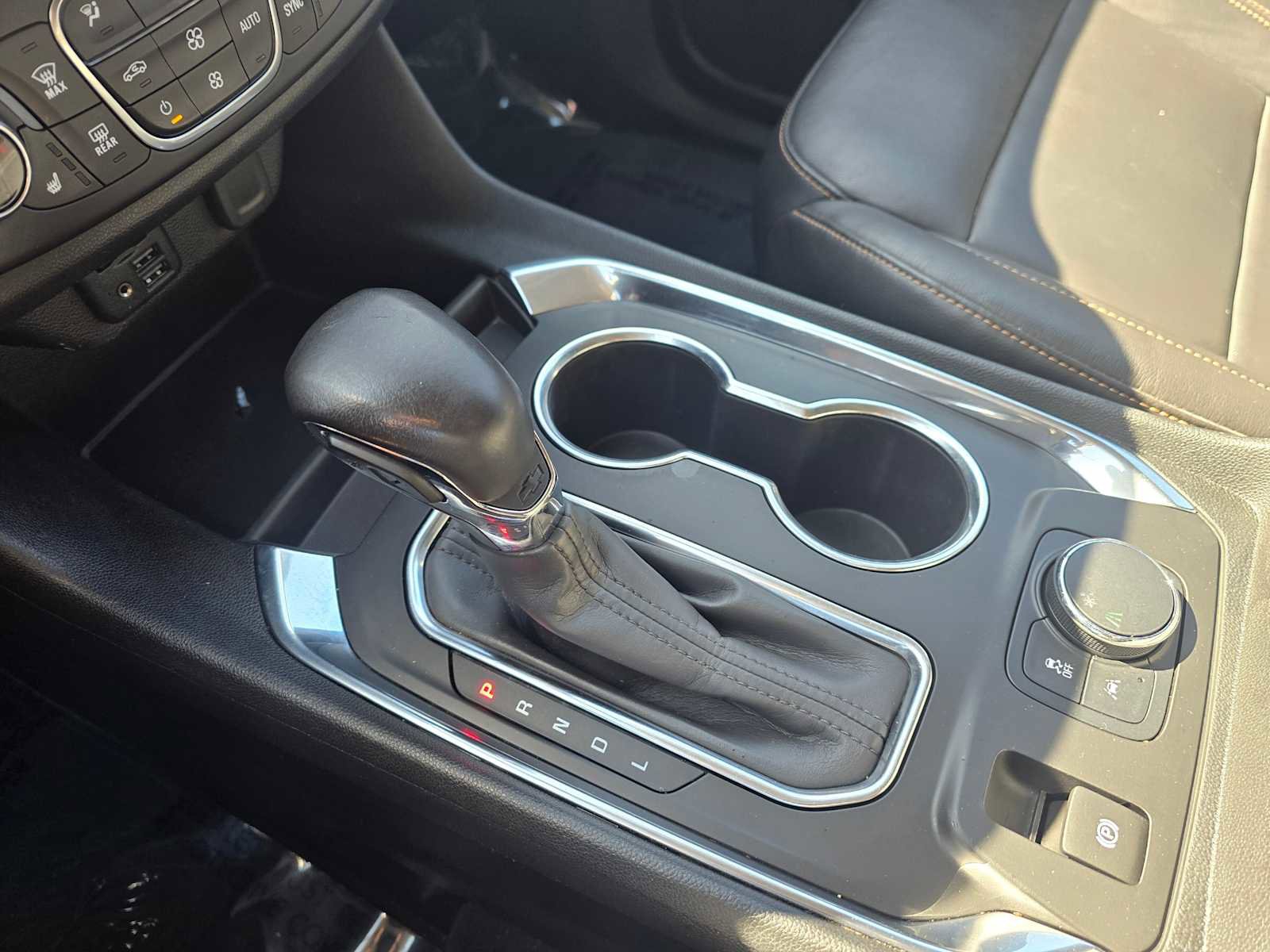 Used 2021 Chevrolet Traverse RS image 31