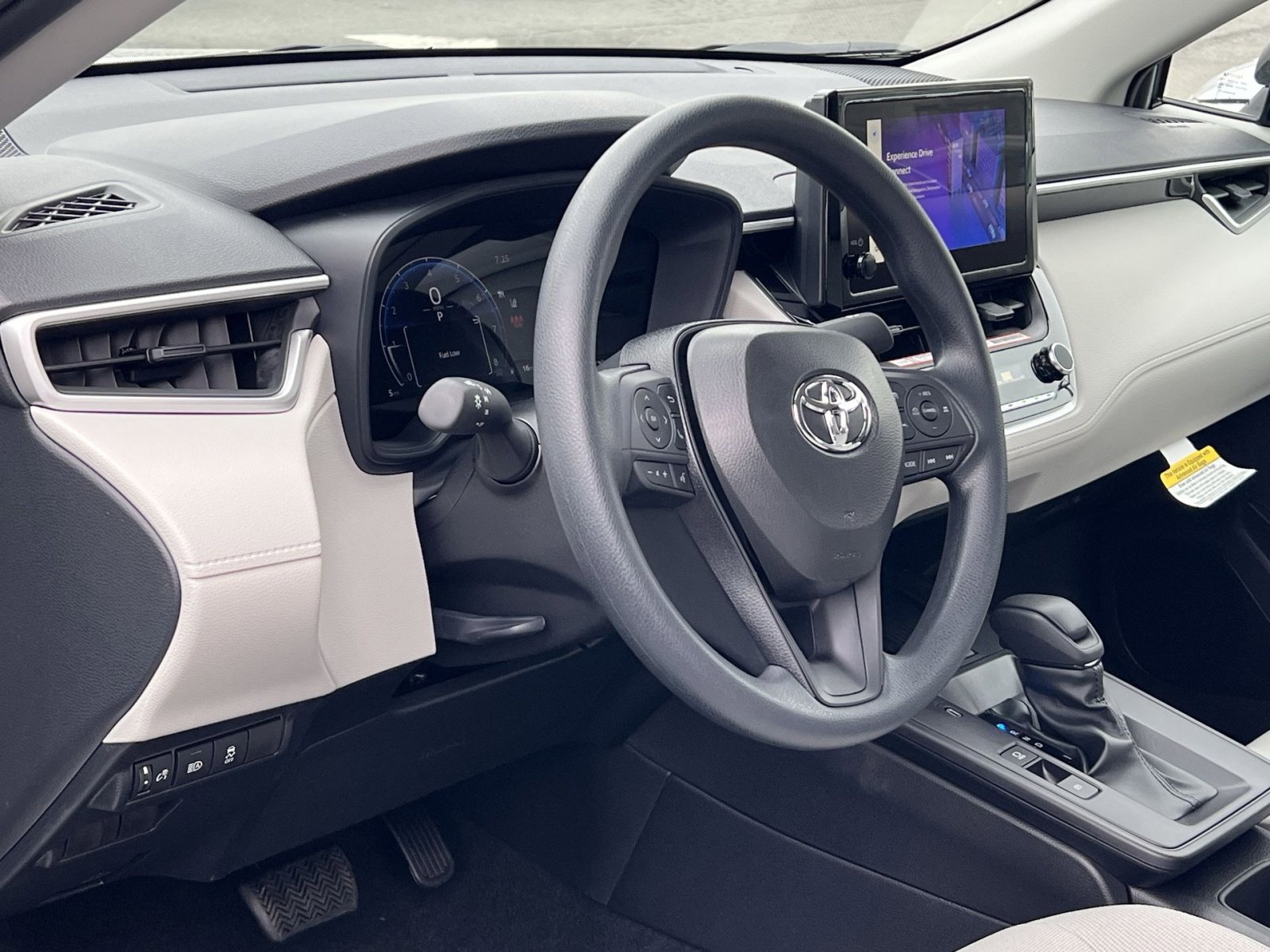 New 2026 Toyota Corolla Cross L image 11