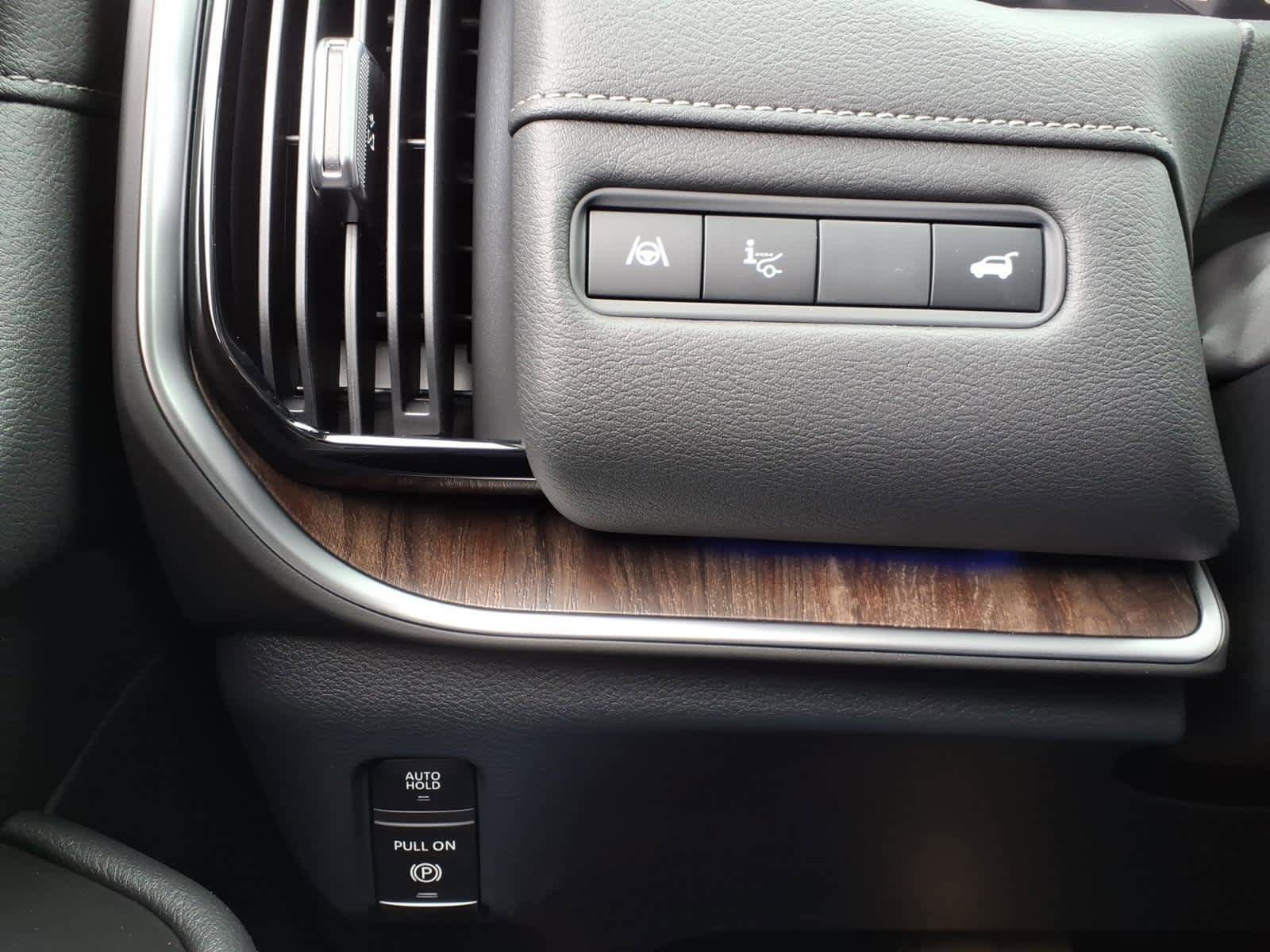New 2026 Nissan Armada Platinum AWD/4WD image 24