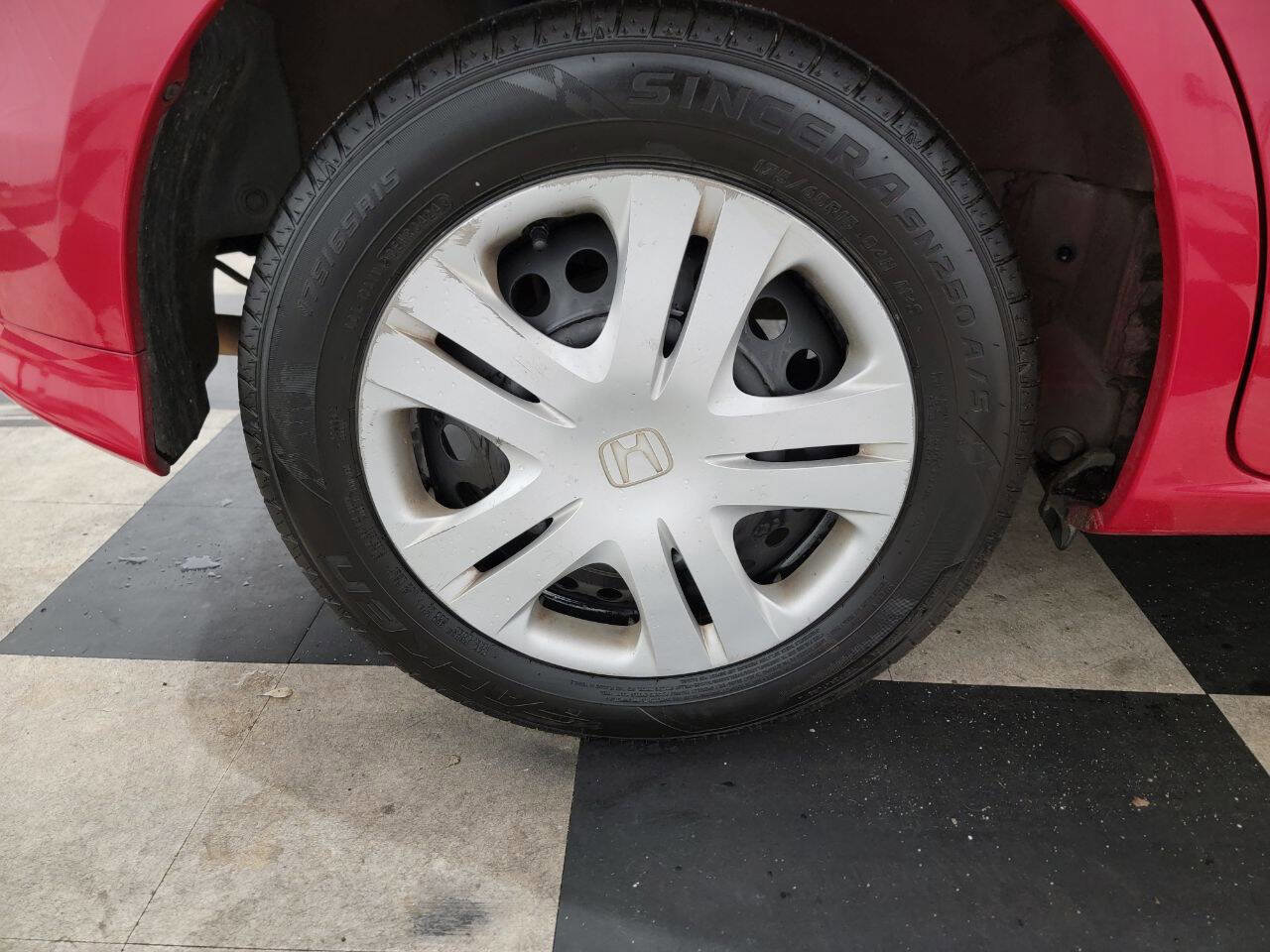 Used 2010 Honda Fit image 40