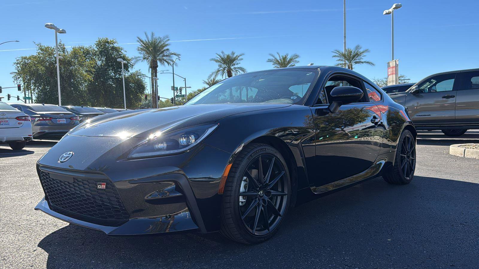 Used 2023 Toyota GR86 Premium image 3