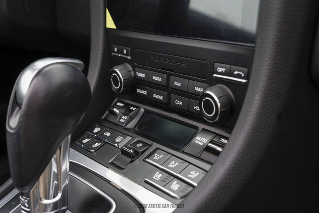 Used 2025 Porsche 718 Boxster image 37