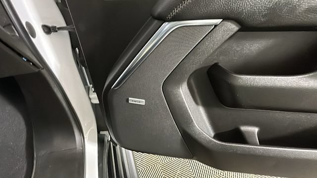 Used 2023 GMC Yukon Denali AWD/4WD image 31