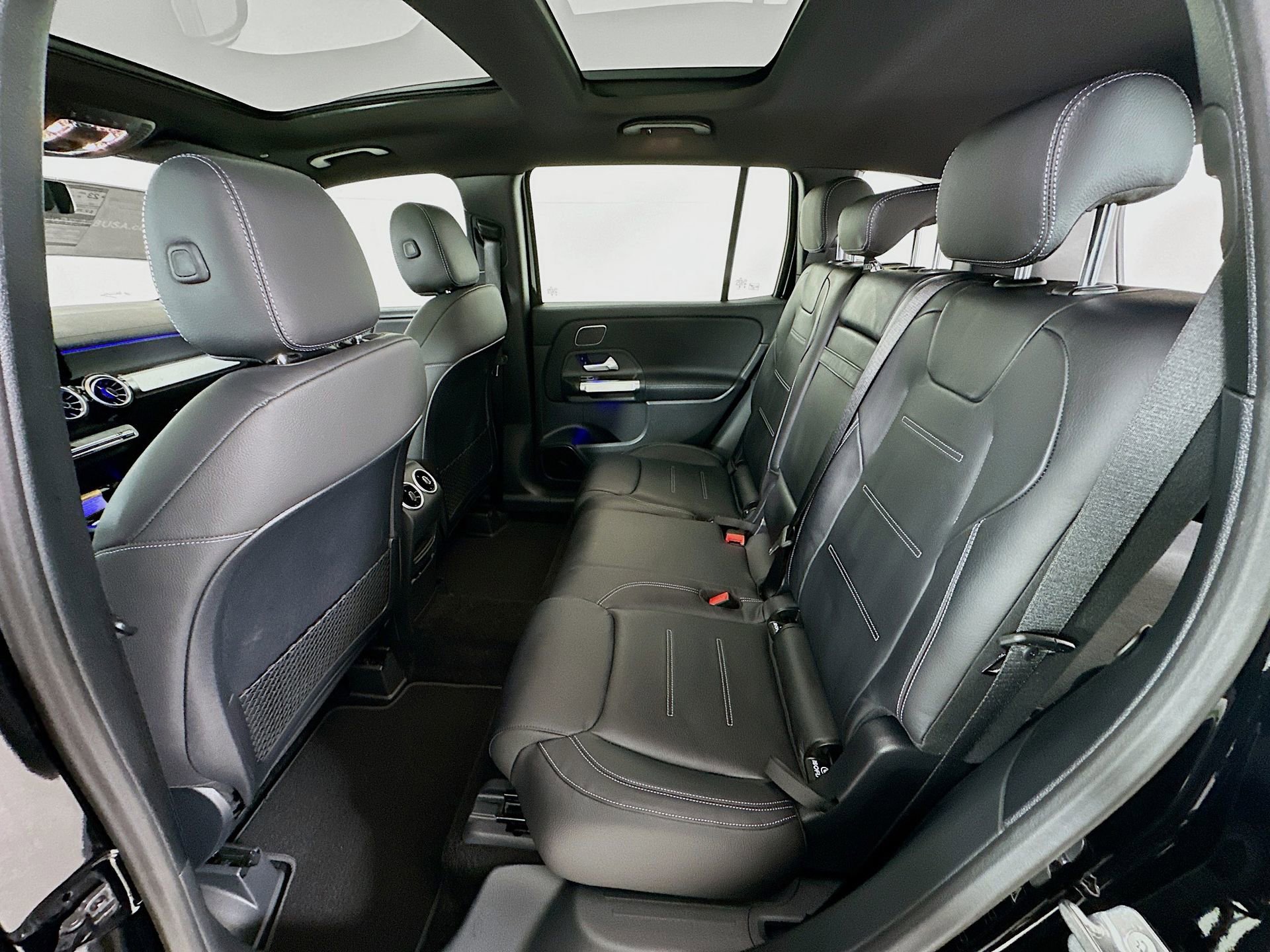 New 2026 Mercedes-Benz GLB 35 AMG 4MATIC image 27