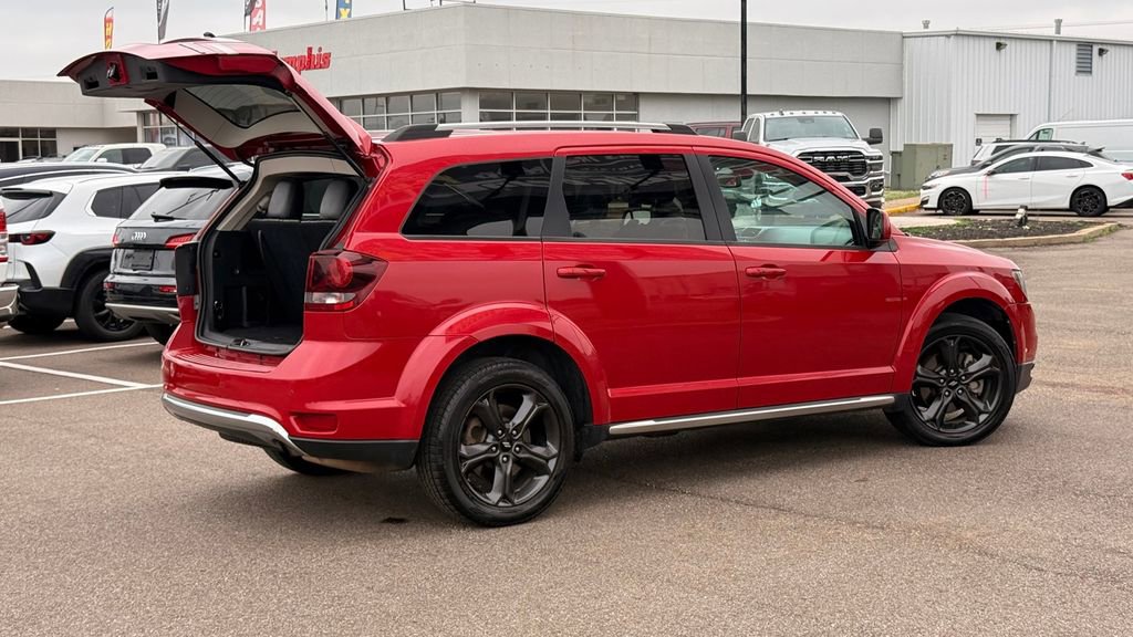 Used 2020 Dodge Journey Crossroad FWD image 37