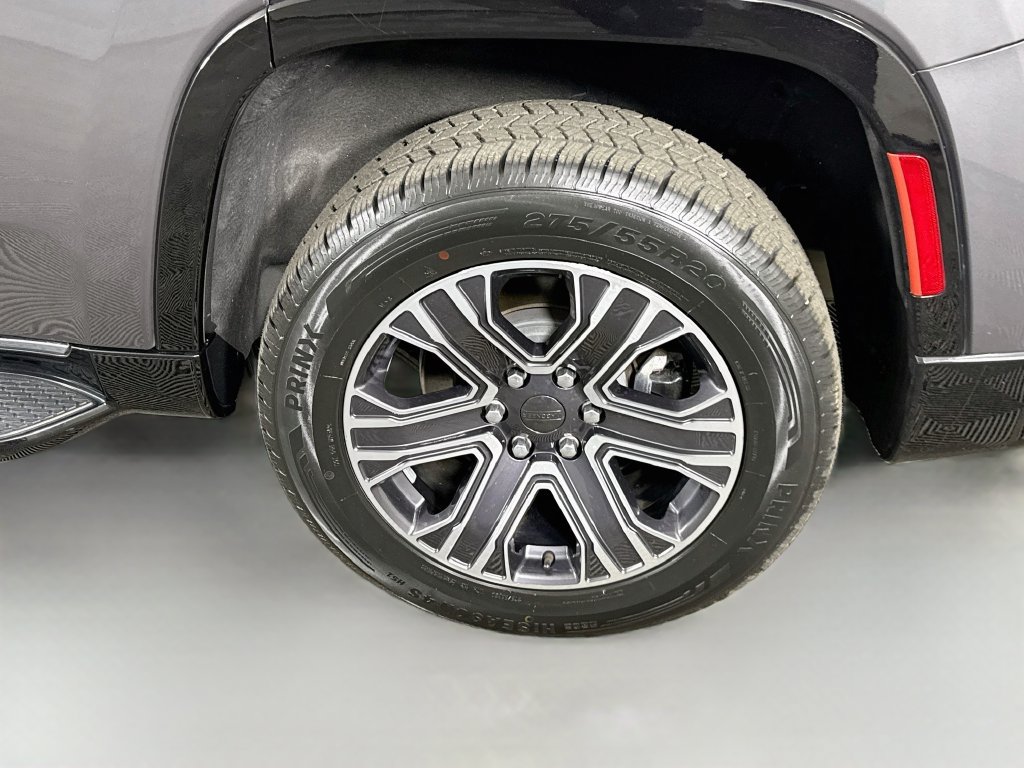 Used 2024 Jeep Wagoneer Series II AWD/4WD image 37