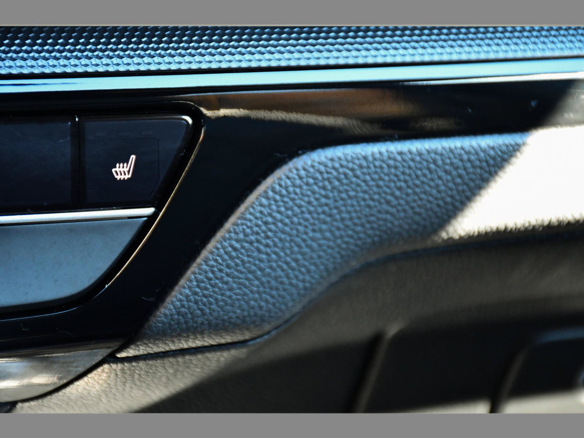 Used 2025 Honda CR-V Sport Touring image 38