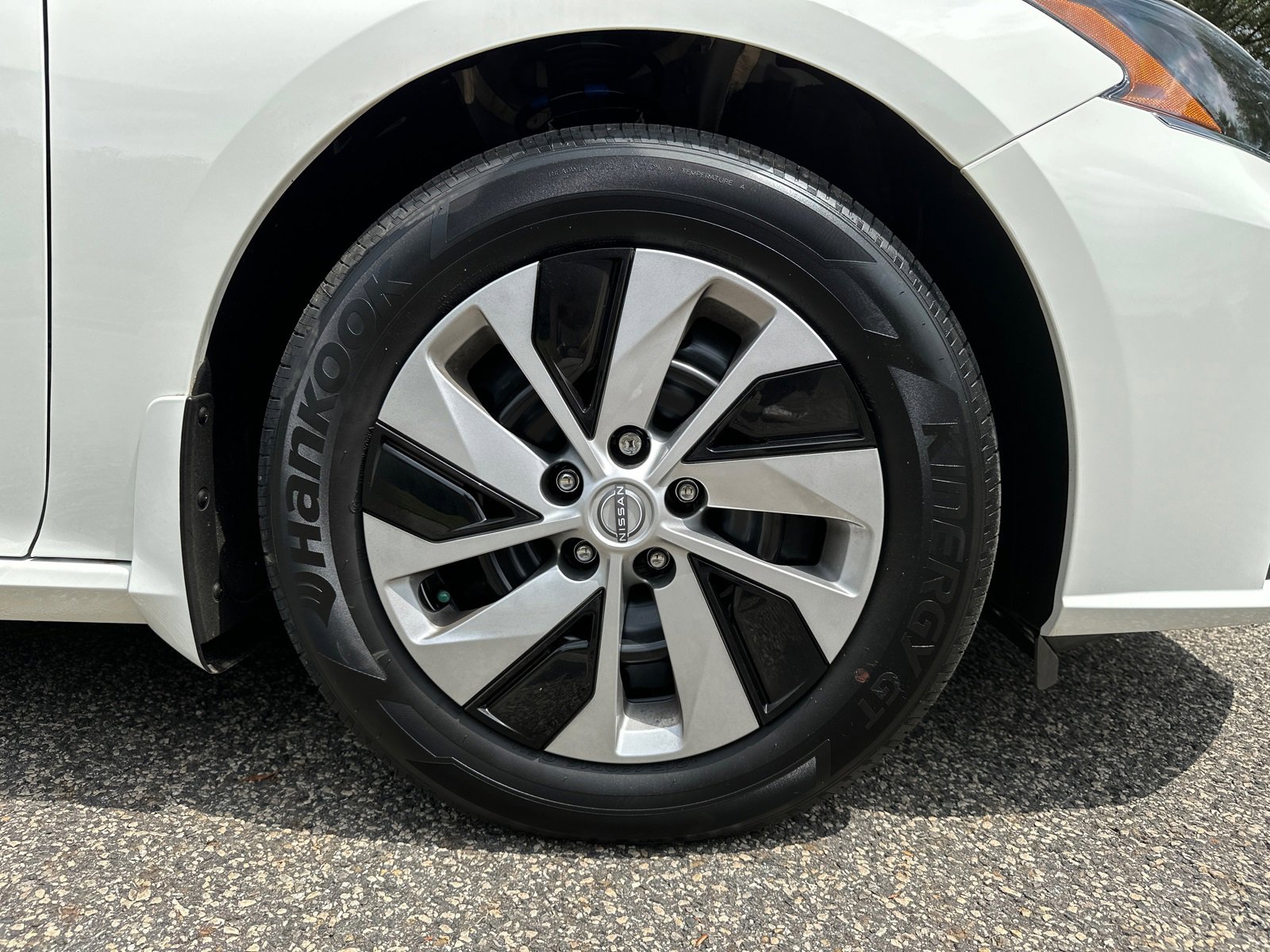 New 2025 Nissan Altima 2.5 S image 12