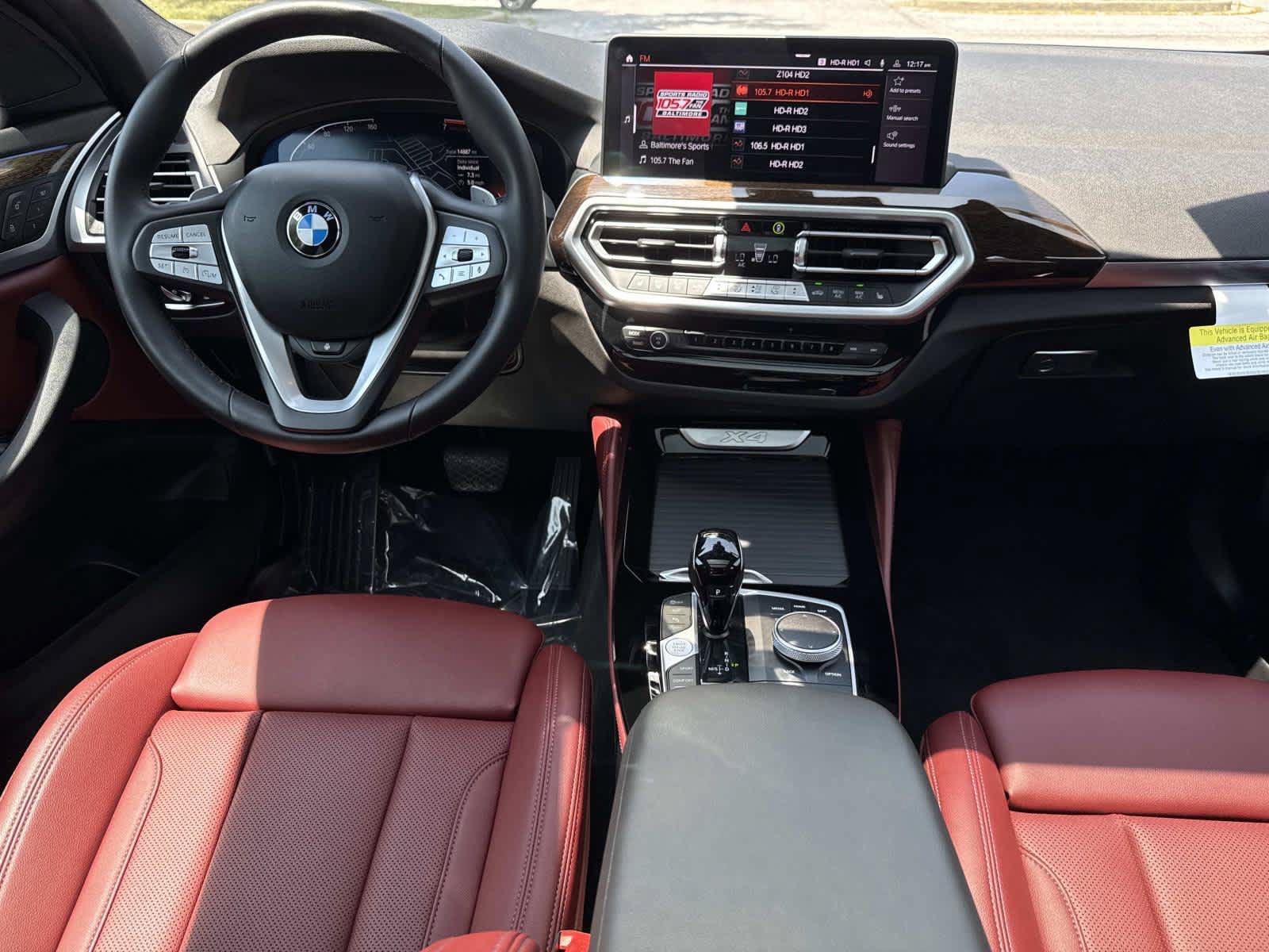 Used 2025 BMW X4 xDrive30i AWD/4WD image 17