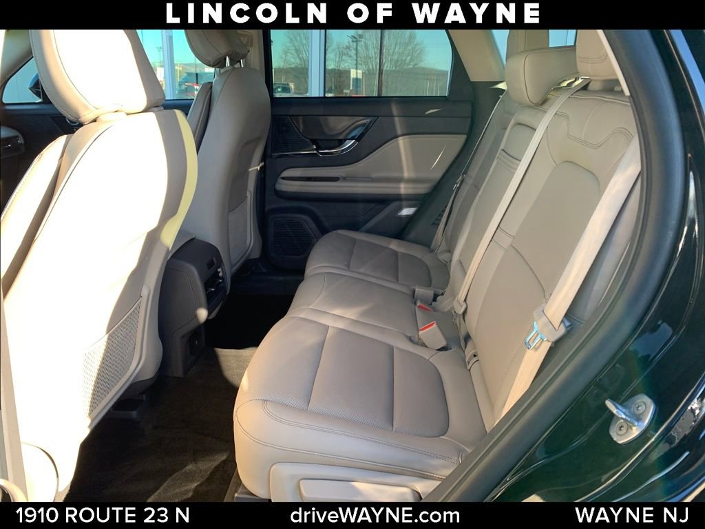 Certified 2022 Lincoln Corsair AWD w/ Equipment Group 101A image 21