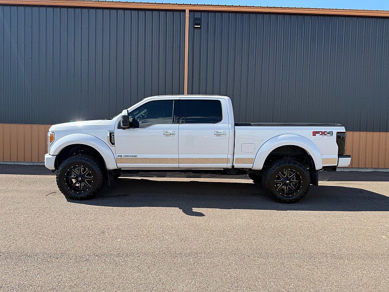 Used 2018 Ford F350 Platinum w/ Platinum Ultimate Package AWD/4WD image 4