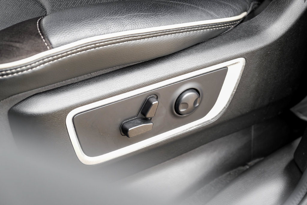 Used 2023 RAM 1500 Laramie AWD/4WD image 48