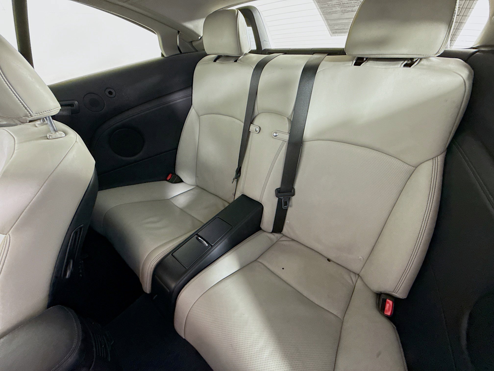 Used 2011 Lexus IS 250C w/ Luxury Pkg image 24