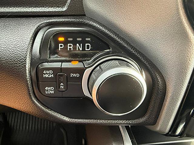 Used 2024 RAM 2500 Big Horn w/ Sport Appearance Package AWD/4WD image 17