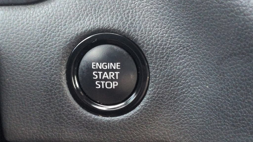 Used 2026 Toyota Tundra Limited AWD/4WD image 22
