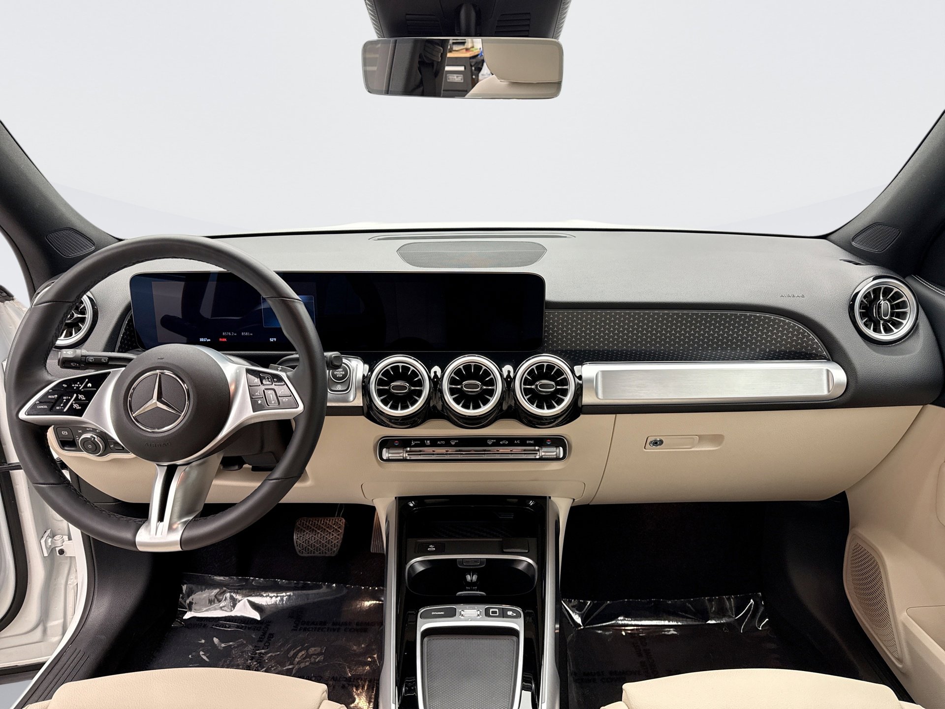 Used 2025 Mercedes-Benz GLB 250 GLB 250 4WD image 14