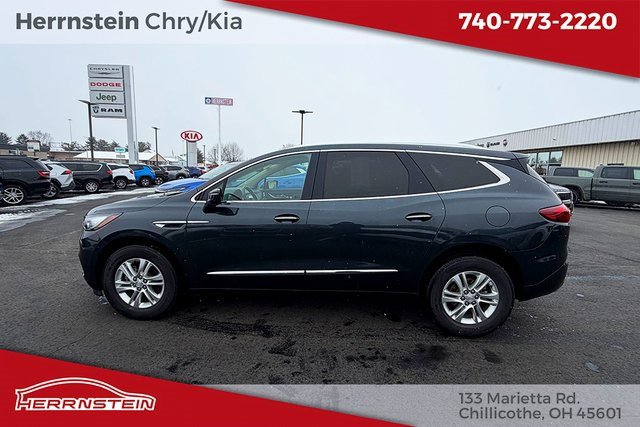 Used 2021 Buick Enclave Essence image 4