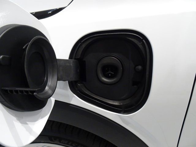 New 2027 Chevrolet Bolt LT w/ Comfort Package image 8