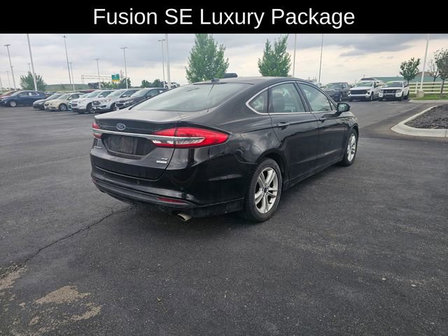 Used 2018 Ford Fusion SE w/ Fusion SE Technology Package FWD image 8