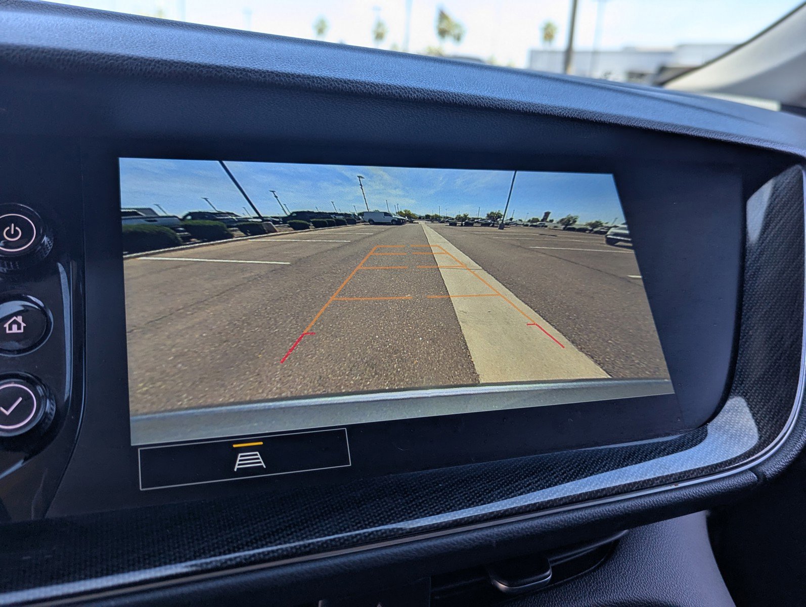 Certified 2023 Buick Envision Preferred w/ Sport Touring Package image 30