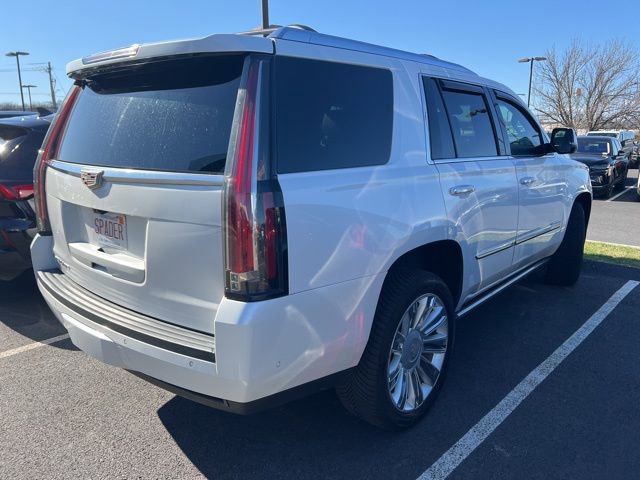 Used 2020 Cadillac Escalade Platinum AWD/4WD image 4