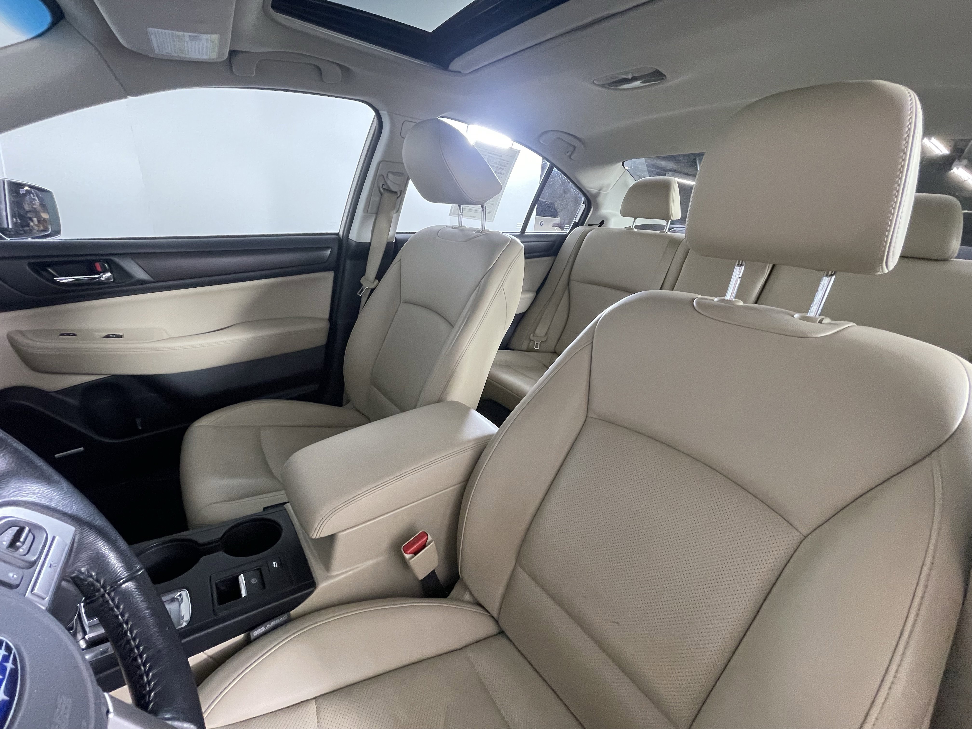 Used 2015 Subaru Legacy 3.6R Limited image 9