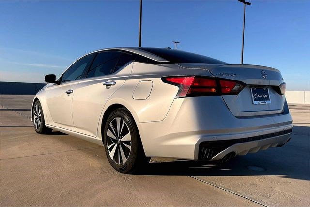 Used 2019 Nissan Altima 2.5 SV image 6