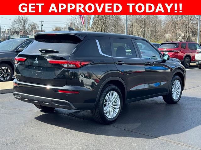 Used 2022 Mitsubishi Outlander ES AWD/4WD image 3