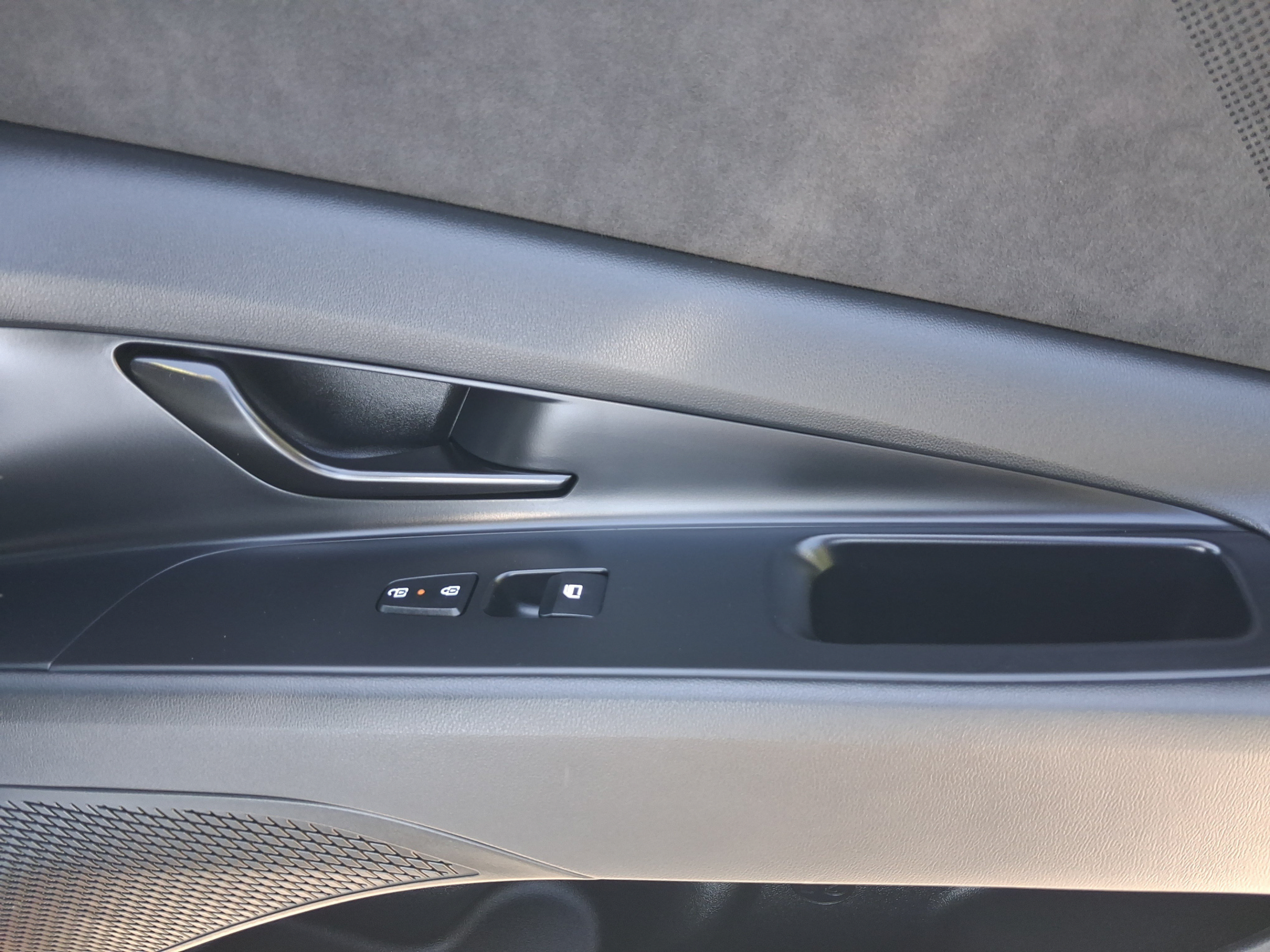 Used 2025 Hyundai Elantra N FWD image 33