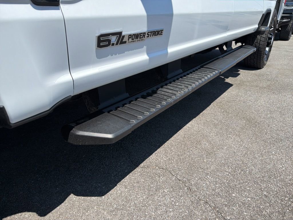 Used 2023 Ford F250 XLT w/ XLT Premium Package AWD/4WD image 15