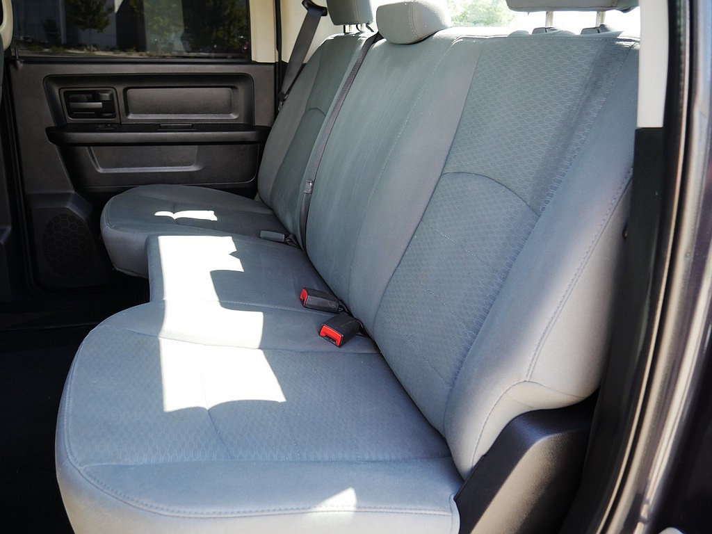 Used 2013 RAM 1500 ST w/ SXT Appearance Group AWD/4WD image 15