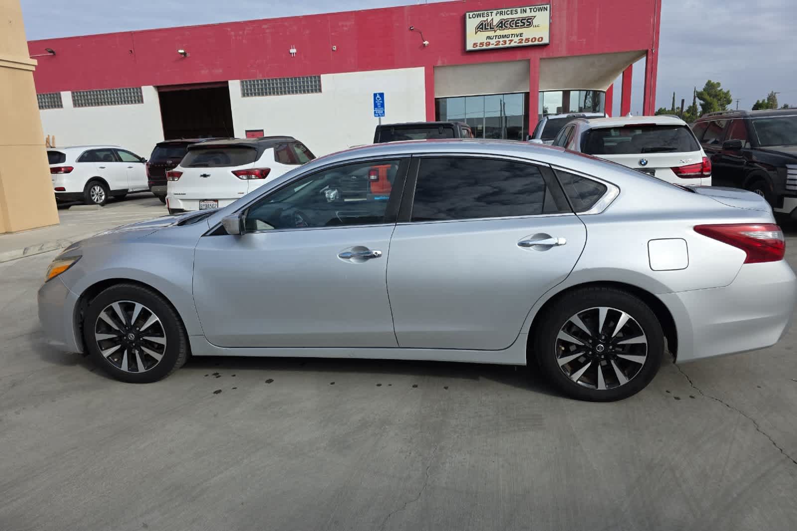Used 2018 Nissan Altima 2.5 SV FWD image 6