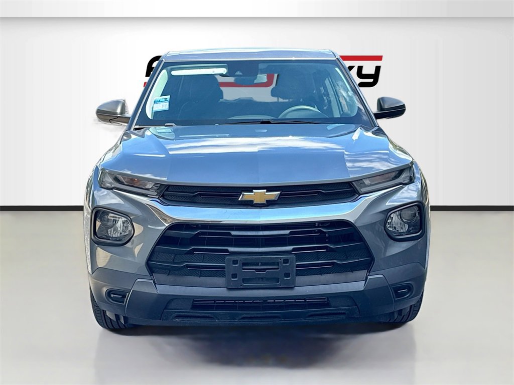 Used 2021 Chevrolet TrailBlazer LS image 2