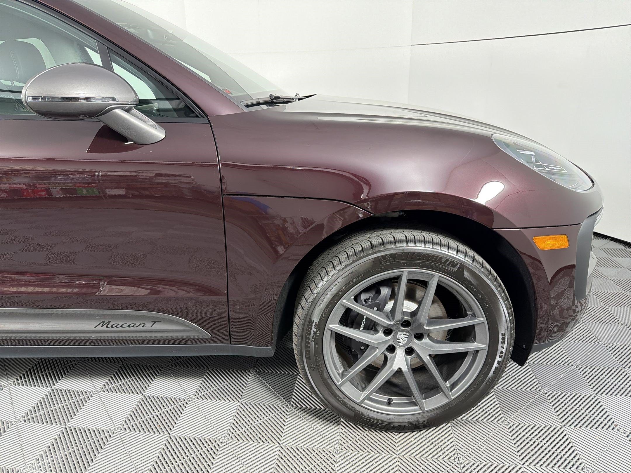 Used 2026 Porsche Macan Turbo AWD/4WD image 12